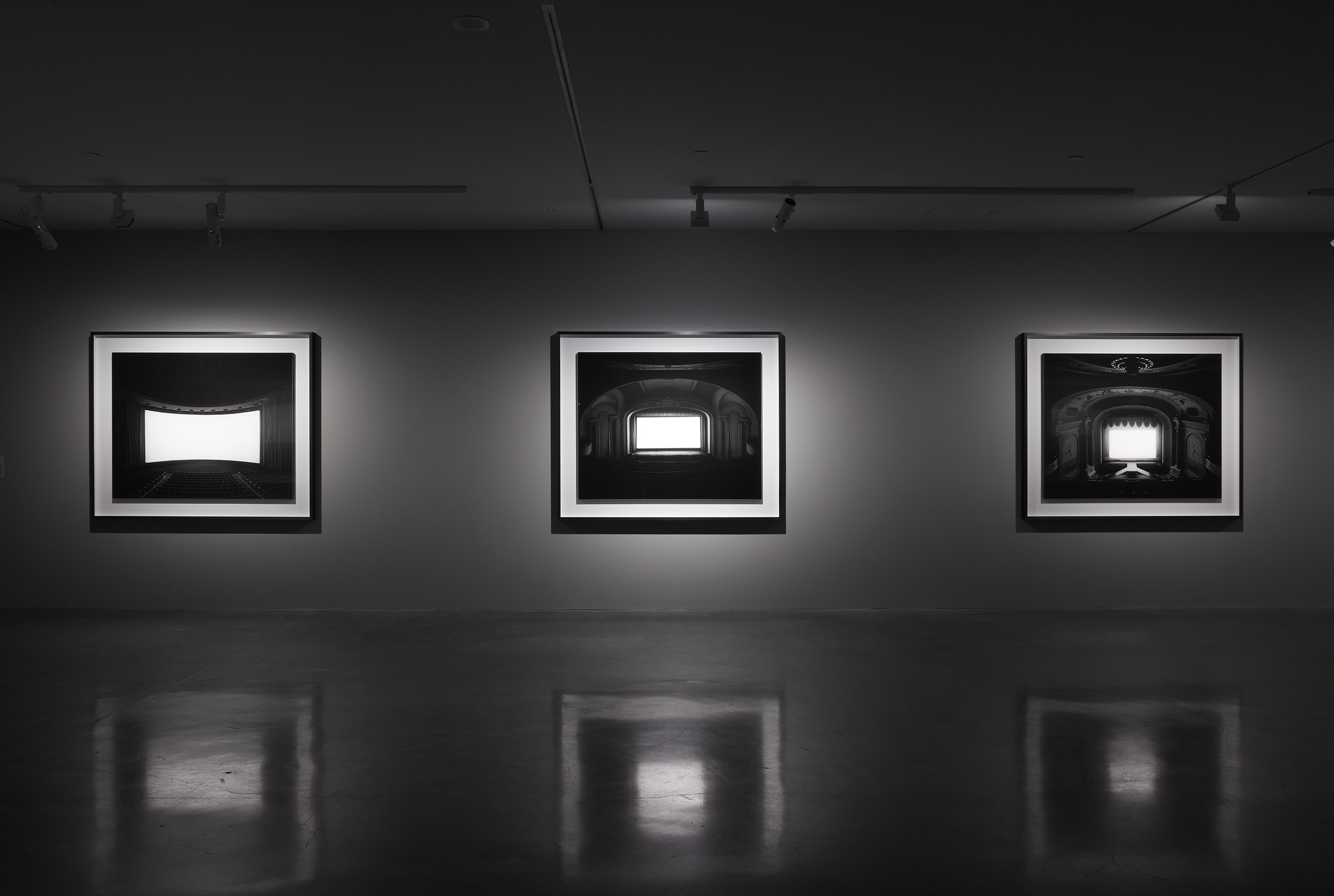 杉本博司　SUGIMOTO HIROSHI Time Machine Hiroshi SUGIMOTO “Time Machine” /杉本博司『Time Machine